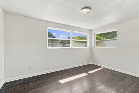 Villa ou maison à vendre à Clearwater, Floride: 4 chambres, 117.8 m2 № 2429609 - photo 13