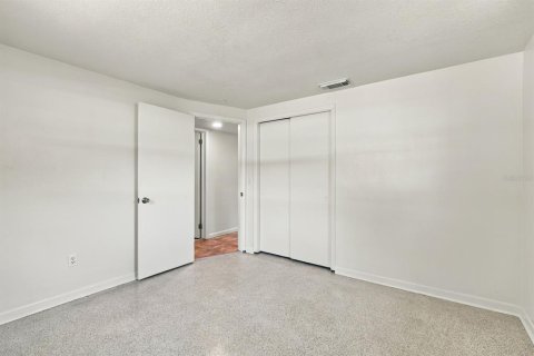Villa ou maison à vendre à Clearwater, Floride: 4 chambres, 117.8 m2 № 2429609 - photo 19