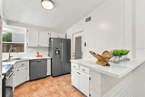Villa ou maison à vendre à Clearwater, Floride: 4 chambres, 117.8 m2 № 2429609 - photo 10