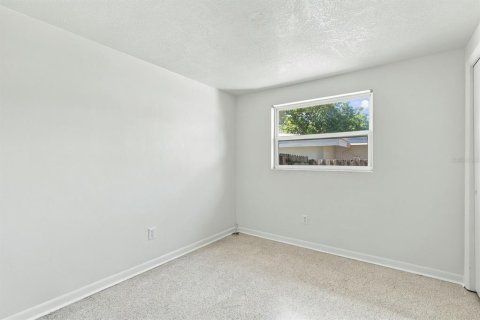Villa ou maison à vendre à Clearwater, Floride: 4 chambres, 117.8 m2 № 2429609 - photo 17