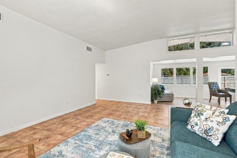 Villa ou maison à vendre à Clearwater, Floride: 4 chambres, 117.8 m2 № 2429609 - photo 4