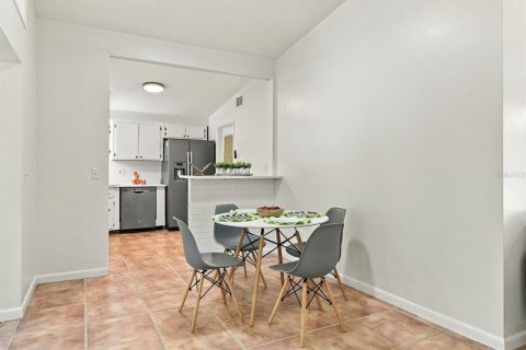 Villa ou maison à vendre à Clearwater, Floride: 4 chambres, 117.8 m2 № 2429609 - photo 5