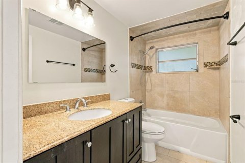 Villa ou maison à vendre à Clearwater, Floride: 4 chambres, 117.8 m2 № 2429609 - photo 20