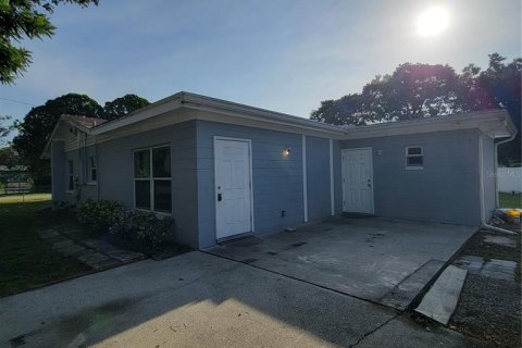 Casa en alquiler en Tampa, Florida, 3 dormitorios, 108.42 m2 № 1837857 - foto 2