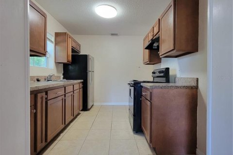 Casa en alquiler en Tampa, Florida, 3 dormitorios, 108.42 m2 № 1837857 - foto 3