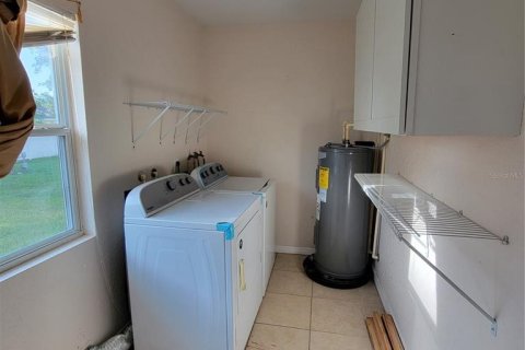 Casa en alquiler en Tampa, Florida, 3 dormitorios, 108.42 m2 № 1837857 - foto 4