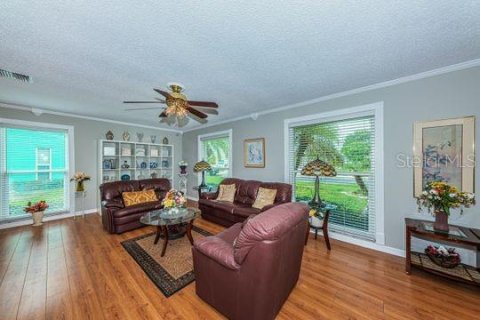 Villa ou maison à vendre à Clearwater, Floride: 2 chambres, 131.92 m2 № 2287055 - photo 5