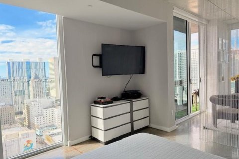 Condominio en alquiler en Miami, Florida, 1 dormitorio, 56.39 m2 № 2009211 - foto 9