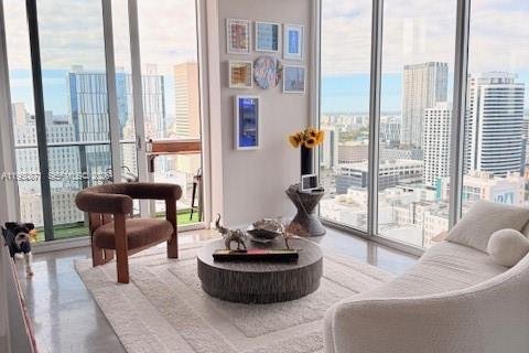 Condominio en alquiler en Miami, Florida, 1 dormitorio, 56.39 m2 № 2009211 - foto 6