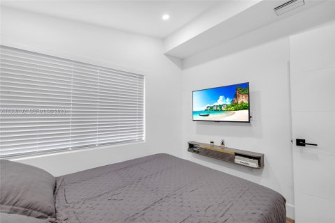 Villa ou maison à vendre à Miami, Floride: 5 chambres, 138.7 m2 № 1996953 - photo 28