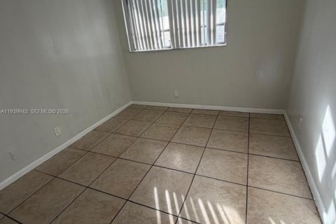 Condo in Palm Beach, Florida, 2 bedrooms  № 1997119 - photo 8