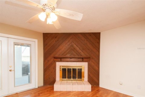 House in Palm Harbor, Florida 4 bedrooms, 227.61 sq.m. № 2354835 - photo 19