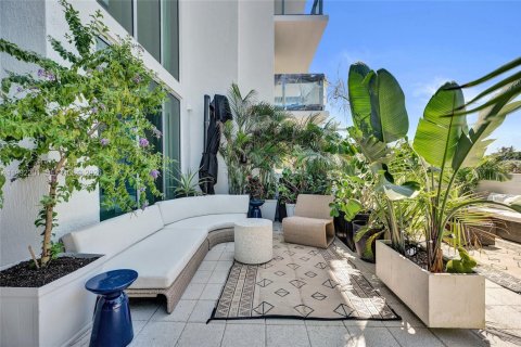 Снять в аренду кондоминиум в Норт-Бей-Виллидж, Флорида 4 спальни, 231.88м2, № 2057148 - фото 22