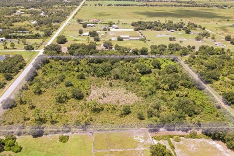 Land in Punta Gorda, Florida № 2379488 - photo 2
