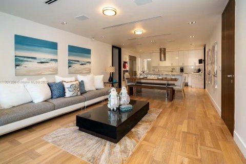 Villa ou maison à Miami, Floride 3 chambres, 192.4 m2 № 2039130