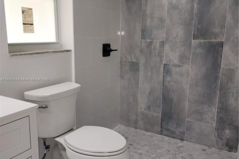 Condo in Sunrise, Florida, 1 bedroom  № 1820110 - photo 15