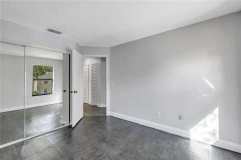 Condo in Saint Petersburg, Florida, 3 bedrooms  № 1006350 - photo 20