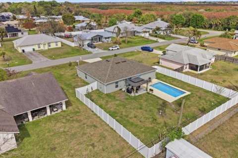 Casa en venta en Port St. Lucie, Florida, 3 dormitorios, 143.26 m2 № 2384559 - foto 19