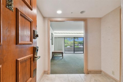 Condo in Palm Harbor, Florida, 2 bedrooms  № 1108989 - photo 6