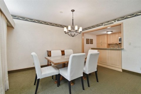 Condo in Palm Harbor, Florida, 2 bedrooms  № 1108989 - photo 17
