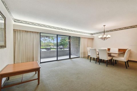 Condo in Palm Harbor, Florida, 2 bedrooms  № 1108989 - photo 21