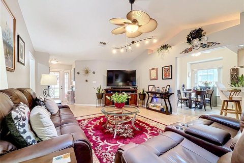 Casa en venta en Haines City, Florida, 2 dormitorios, 153.29 m2 № 2387318 - foto 11