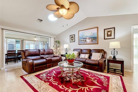Casa en venta en Haines City, Florida, 2 dormitorios, 153.29 m2 № 2387318 - foto 9
