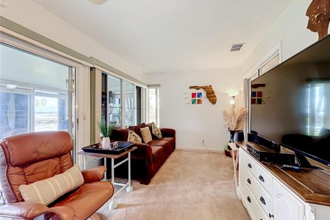 Casa en venta en Haines City, Florida, 2 dormitorios, 153.29 m2 № 2387318 - foto 30