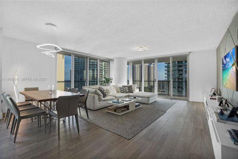 Condo in Sunny Isles Beach, Florida, 3 bedrooms № 2076814 - photo 6