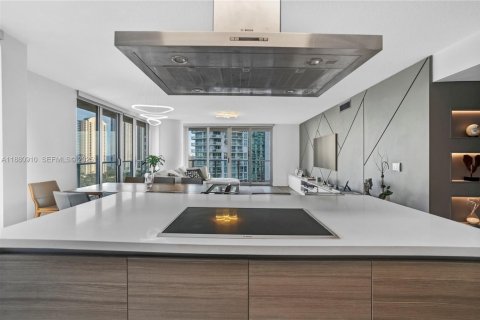 Condo in Sunny Isles Beach, Florida, 3 bedrooms № 2076814 - photo 7