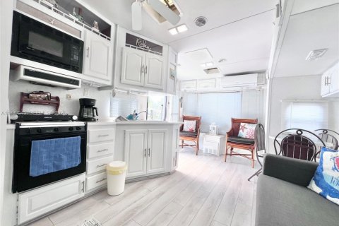 Apartamento en alquiler en Key Largo, Florida, 1 dormitorio № 2088590 - foto 8