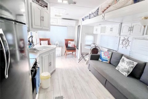 Apartamento en alquiler en Key Largo, Florida, 1 dormitorio № 2088590 - foto 5