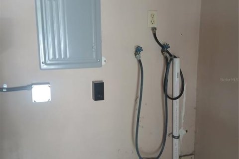 Casa en venta en Spring Hill, Florida, 2 dormitorios, 108.7 m2 № 2107446 - foto 16