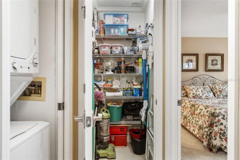 Купить кондоминиум в Венеция, Флорида 8 комнат, 99.87м2, № 2093137 - фото 22