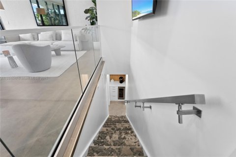 Condo in Miami, Florida, 1 bedroom  № 1947083 - photo 18