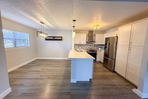 Copropriété à louer à Winter Park, Floride: 2 chambres, 105.91 m2 № 2167069 - photo 5