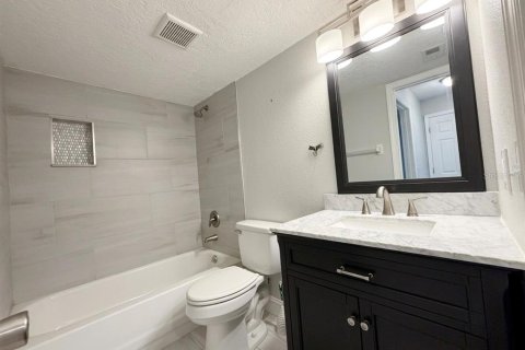 Copropriété à louer à Winter Park, Floride: 2 chambres, 105.91 m2 № 2167069 - photo 11