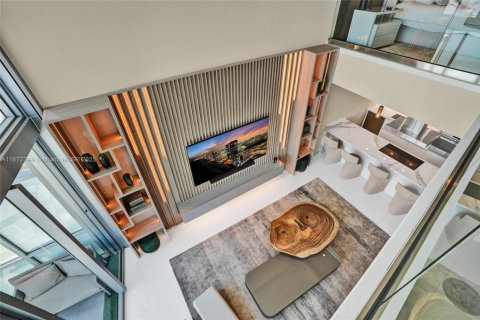 Copropriété à louer à Miami, Floride: 3 chambres, 268.3 m2 № 1925796 - photo 16