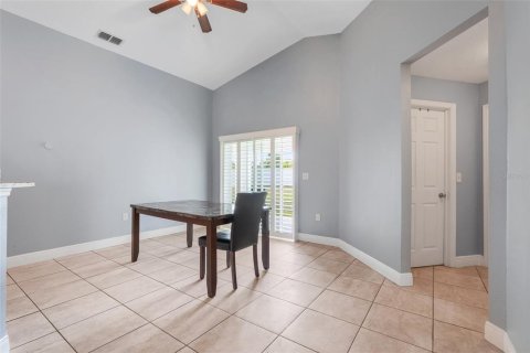 House in Kissimmee, Florida 4 bedrooms, 185.71 sq.m. № 1643071 - photo 15