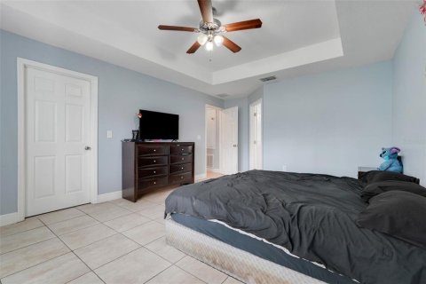 House in Kissimmee, Florida 4 bedrooms, 185.71 sq.m. № 1643071 - photo 17