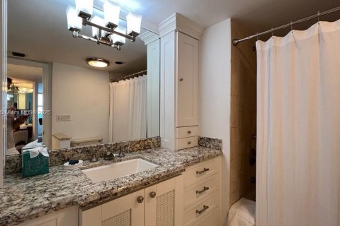 Copropriété à louer à Riviera Beach, Floride: 2 chambres, 149.02 m2 № 1946478 - photo 21