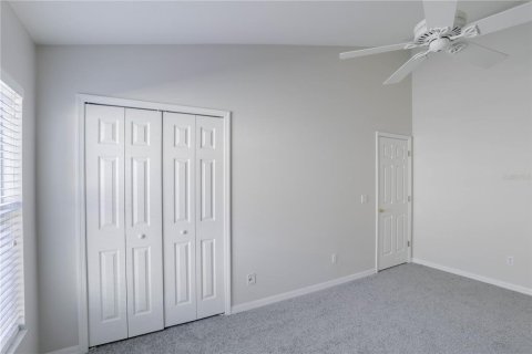 House in Orlando, Florida 4 bedrooms, 190.73 sq.m. № 2203040 - photo 21