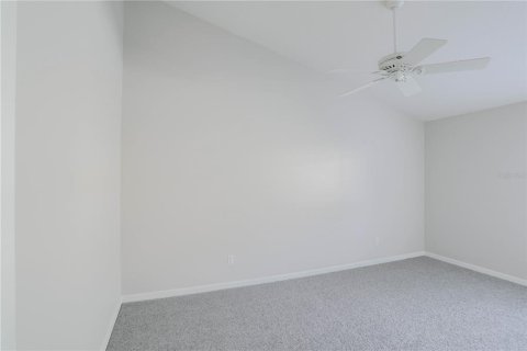 House in Orlando, Florida 4 bedrooms, 190.73 sq.m. № 2203040 - photo 19