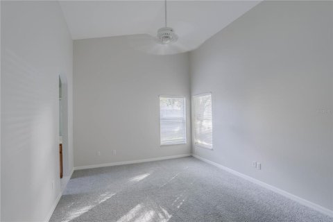 House in Orlando, Florida 4 bedrooms, 190.73 sq.m. № 2203040 - photo 26