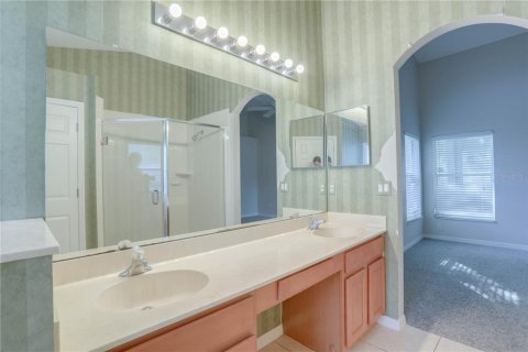 House in Orlando, Florida 4 bedrooms, 190.73 sq.m. № 2203040 - photo 30