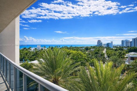 Condo in Fort Lauderdale, Florida, 2 bedrooms  № 2010404