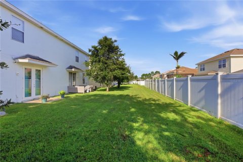 Townhouse in Port Orange, Florida 4 bedrooms, 182.09 sq.m. № 2312877 - photo 4