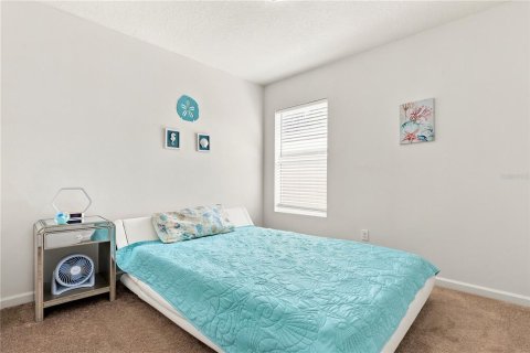 Townhouse in Port Orange, Florida 4 bedrooms, 182.09 sq.m. № 2312877 - photo 21