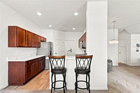 Townhouse in Port Orange, Florida 4 bedrooms, 182.09 sq.m. № 2312877 - photo 10