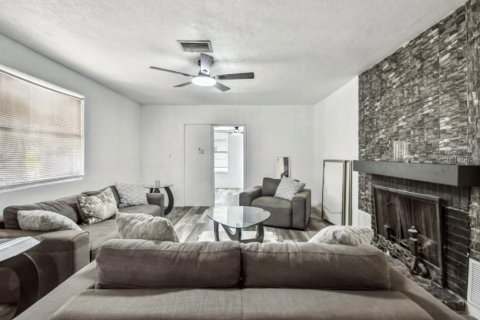 Casa en venta en Sarasota, Florida, 4 dormitorios, 204.38 m2 № 1722312 - foto 16